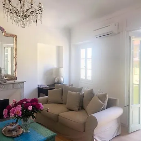 Apartment Chez Kari-top Location In Charming Old Town