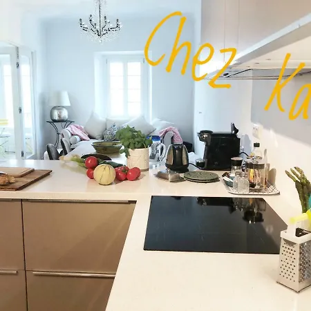 Chez Kari-top Location In Charming Old Town Apartment